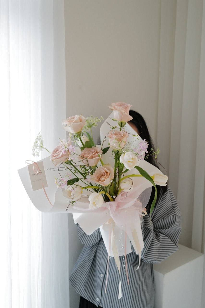 2026情人節💌-玫瑰+鬱金香花束 - honeybee breath