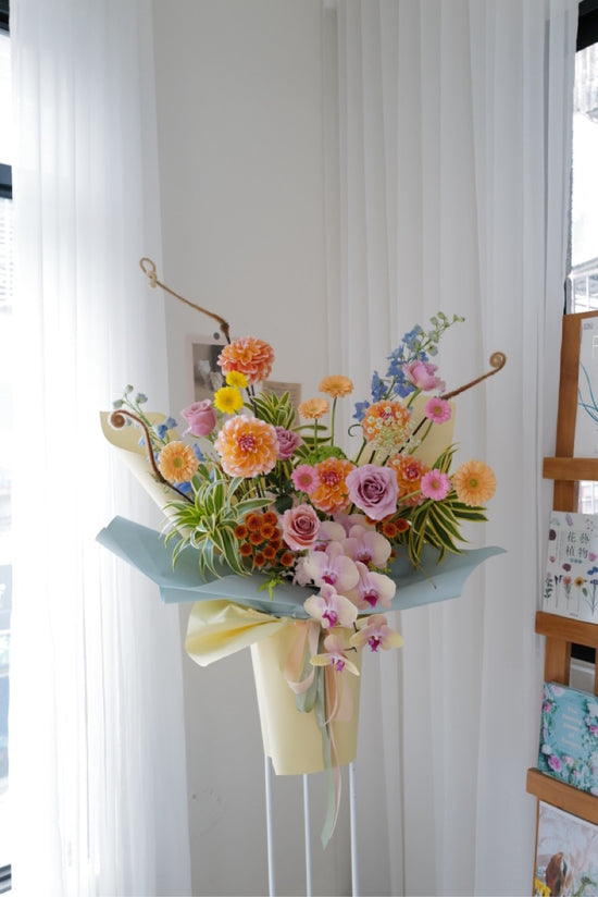 開幕高架花籃 - honeybee breath