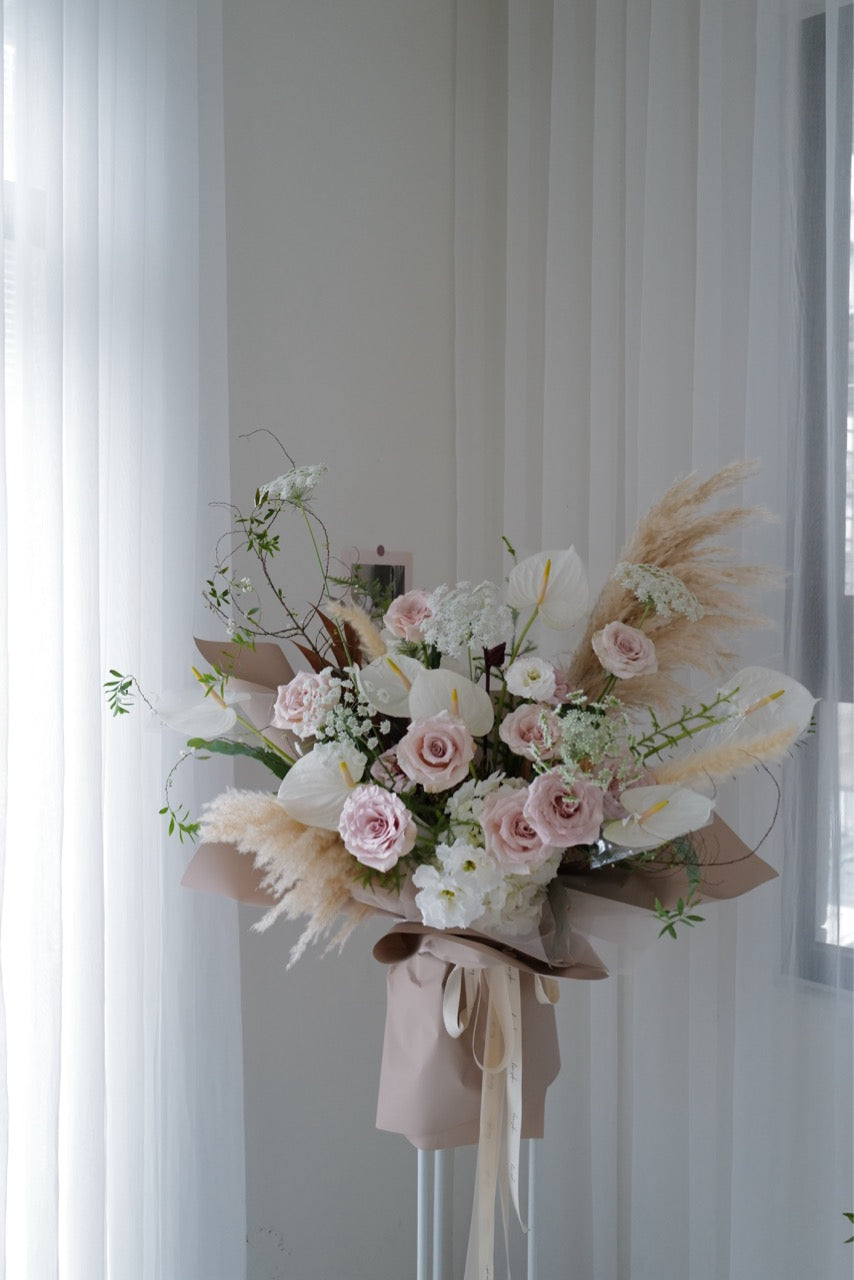 開幕高架花籃 - honeybee breath