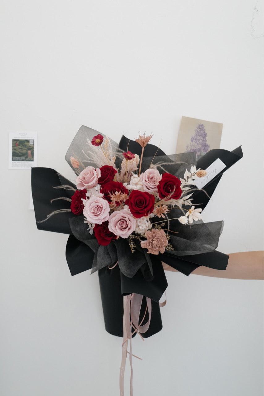 永生不凋花束 Preserved Flower Bouquet - honeybee breath