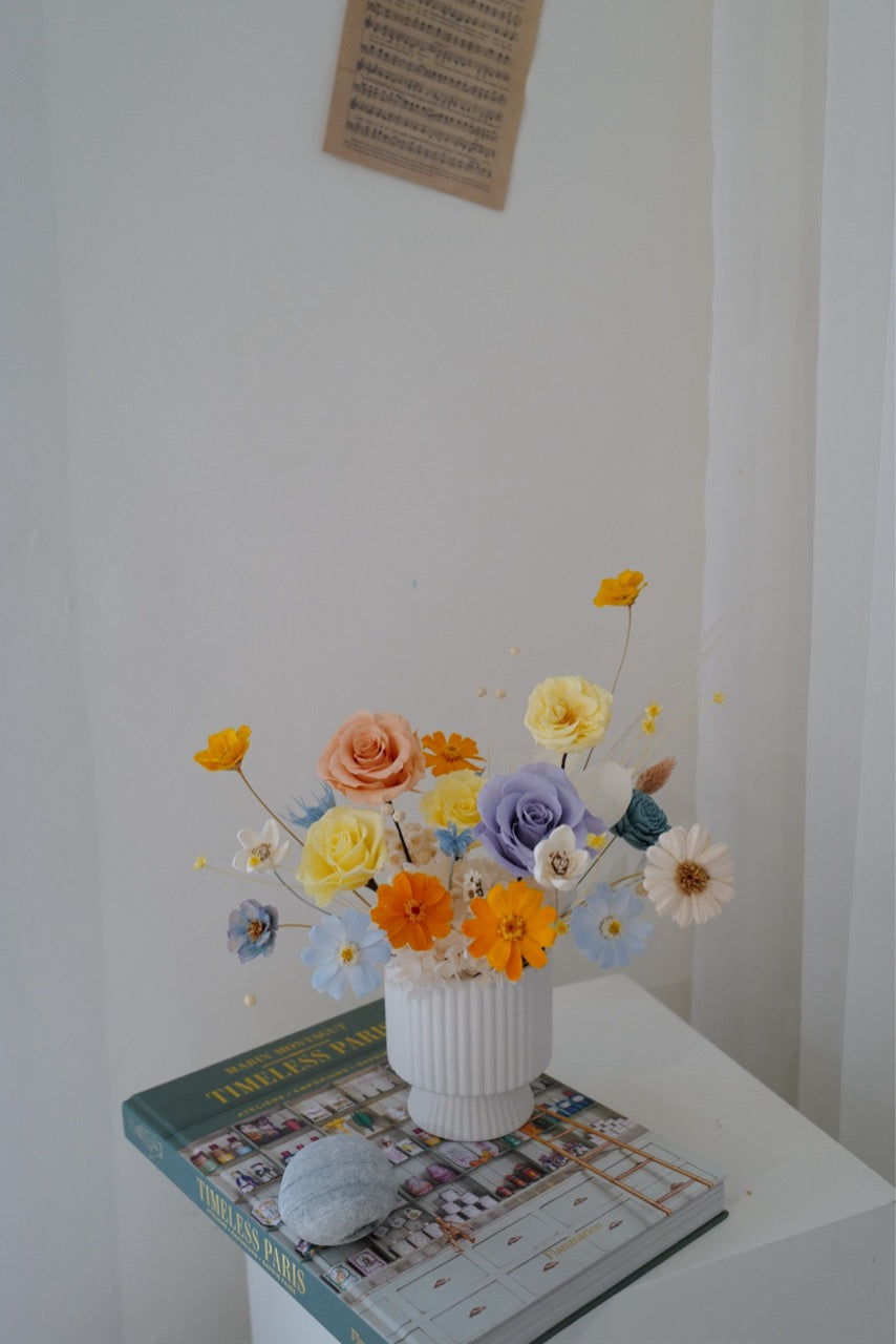 韓式高腳永生花盆花 Preserved Flower Pot - honeybee breath