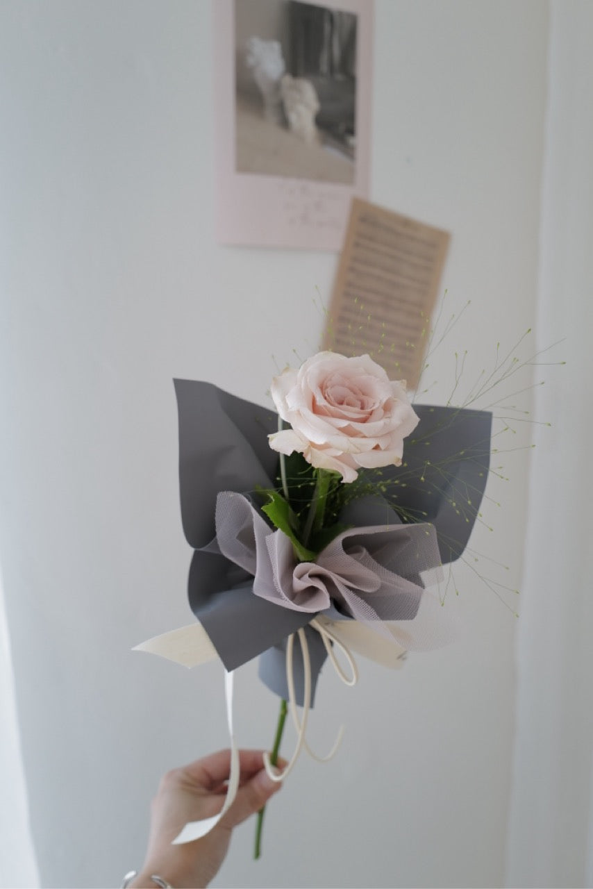 玫瑰花束 Rose Bouquet - honeybee breath