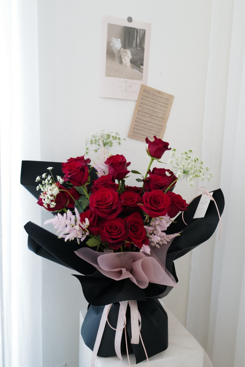 白色情人節 - 玫瑰花束 Rose Bouquet - honeybee breath