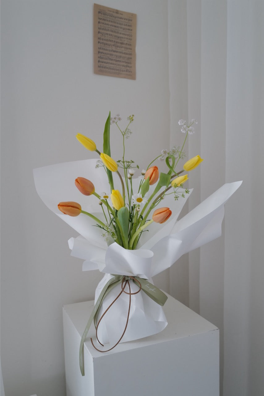 鬱金香花束 Tulip Bouquet - honeybee breath
