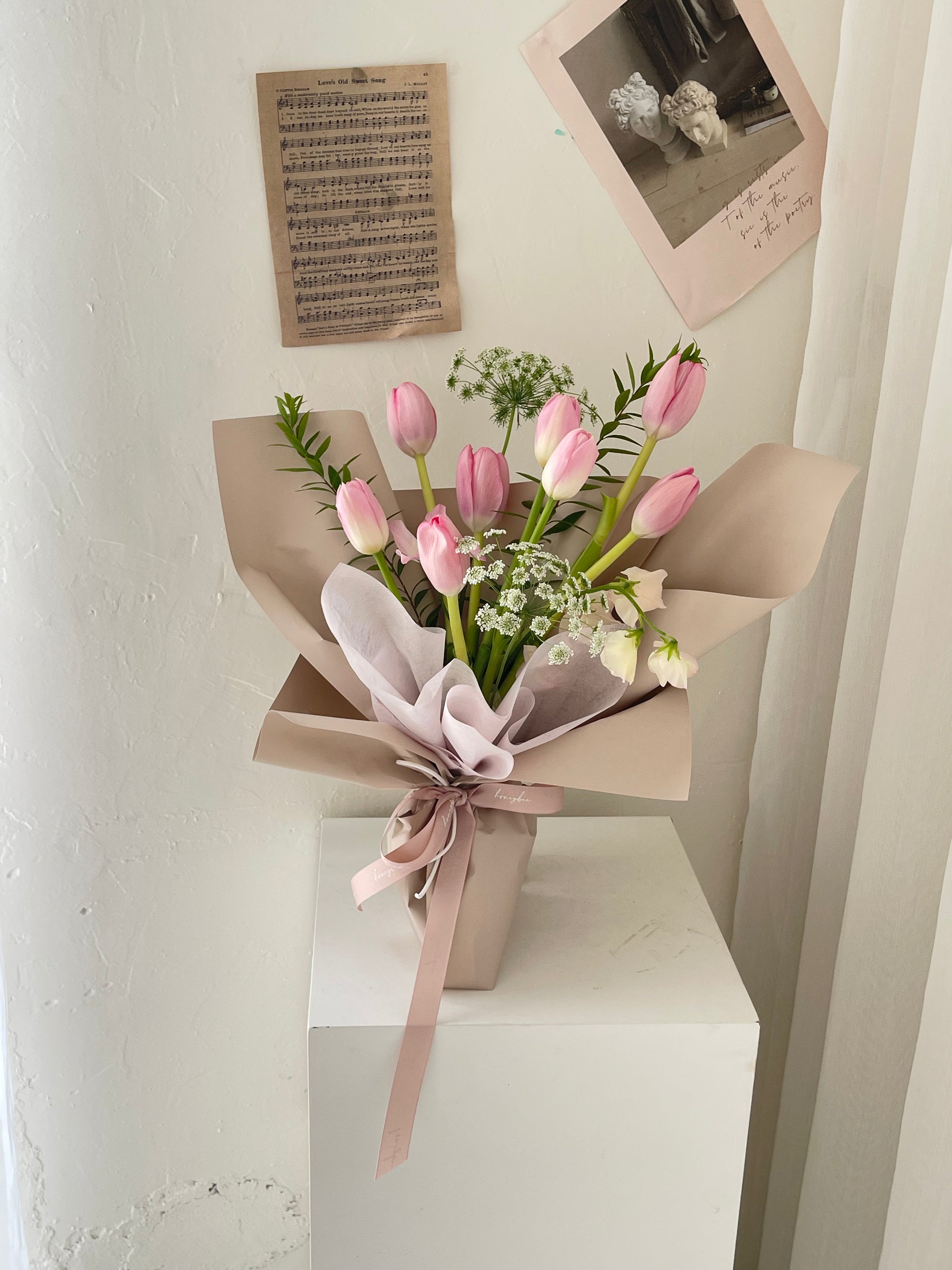 鬱金香花束 Tulip Bouquet - honeybee breath