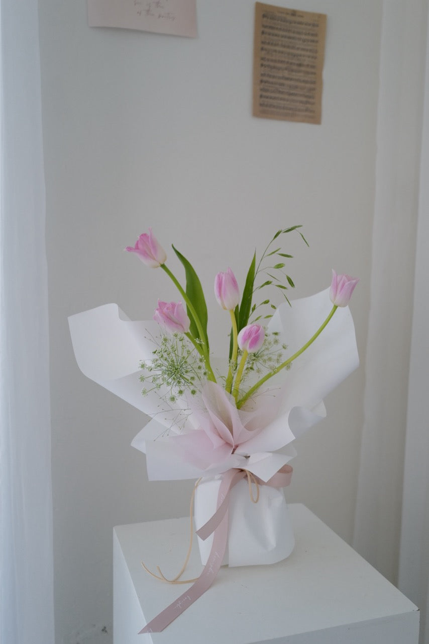 鬱金香花束 Tulip Bouquet - honeybee breath