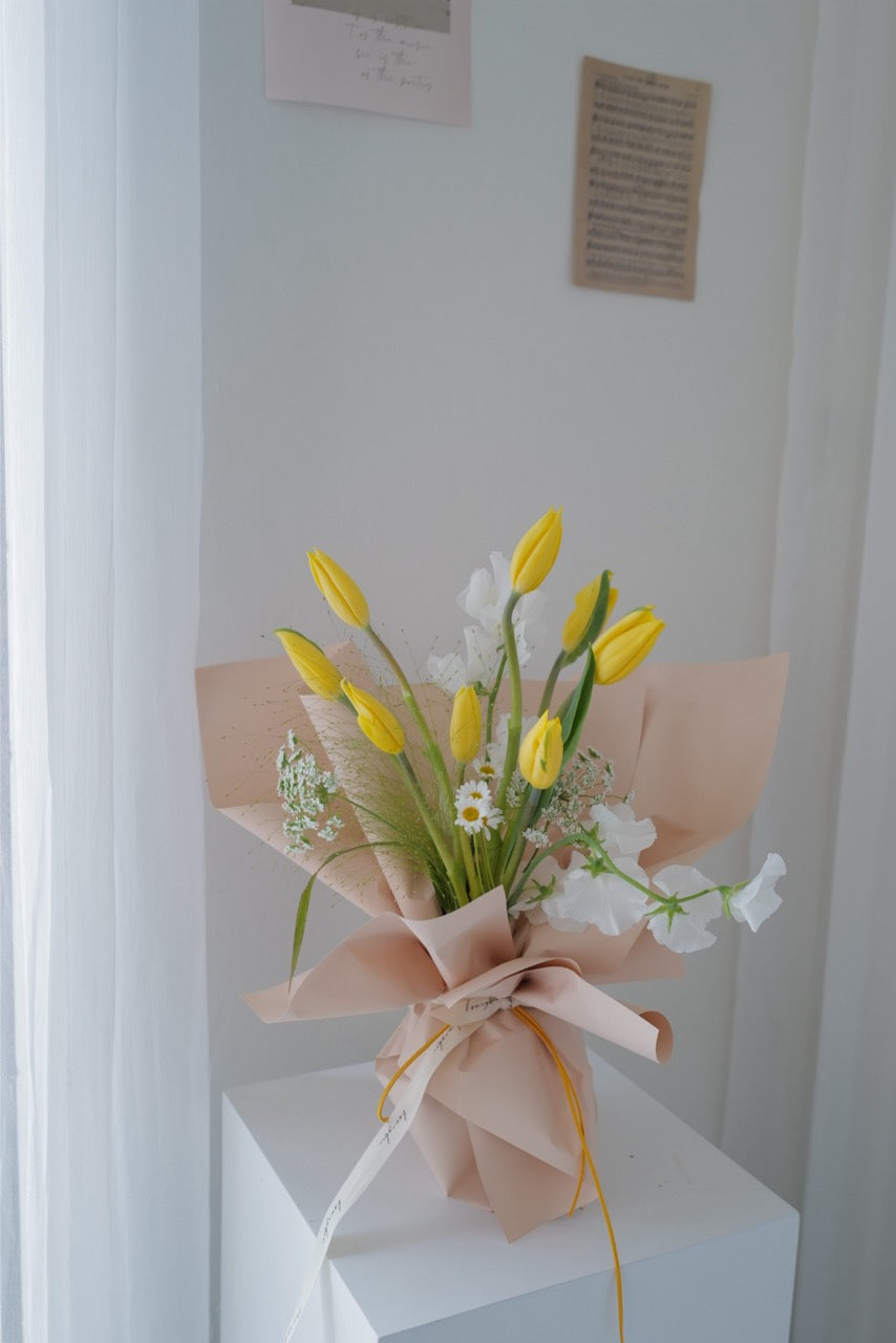 鬱金香花束 Tulip Bouquet - honeybee breath