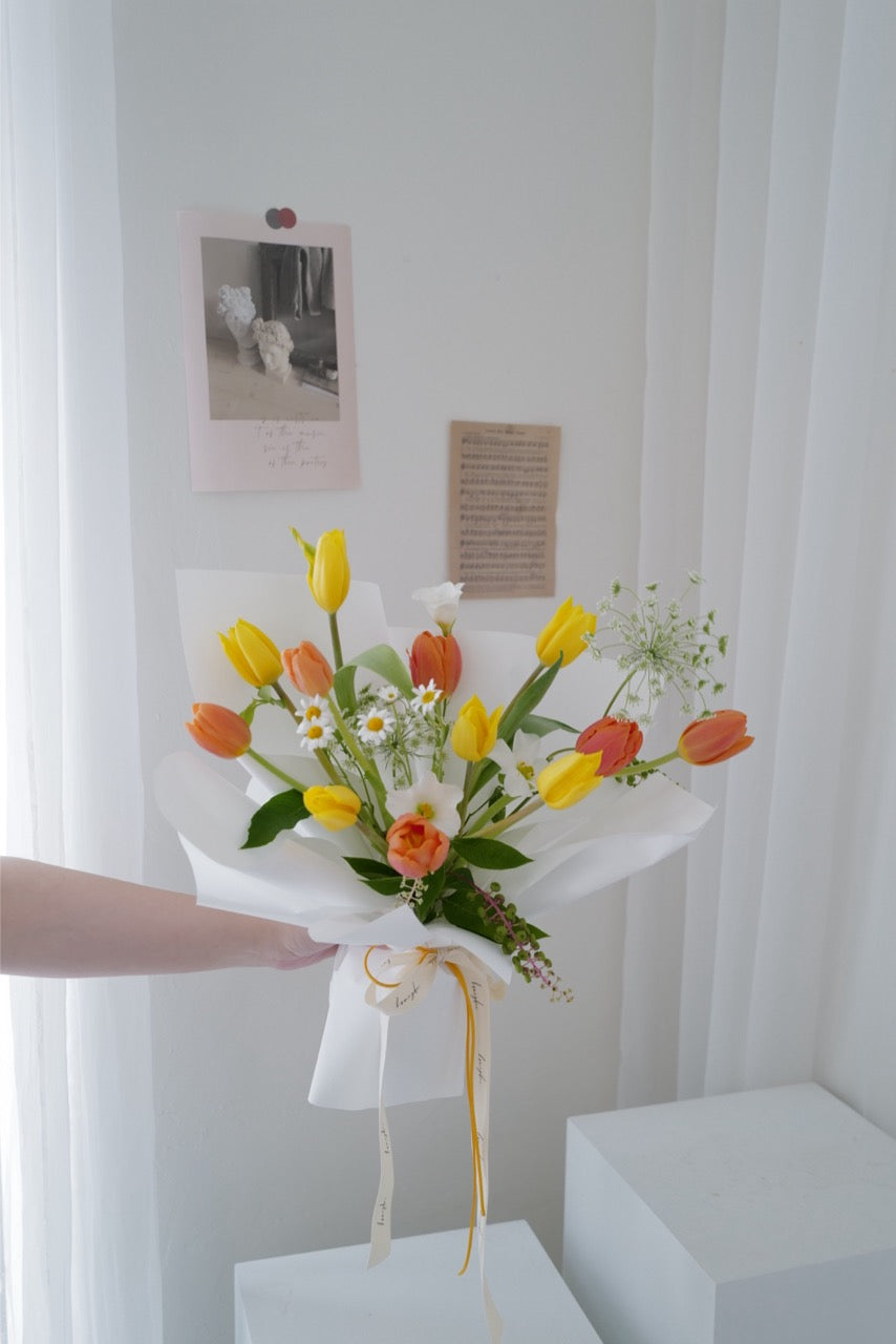 鬱金香花束 Tulip Bouquet - honeybee breath