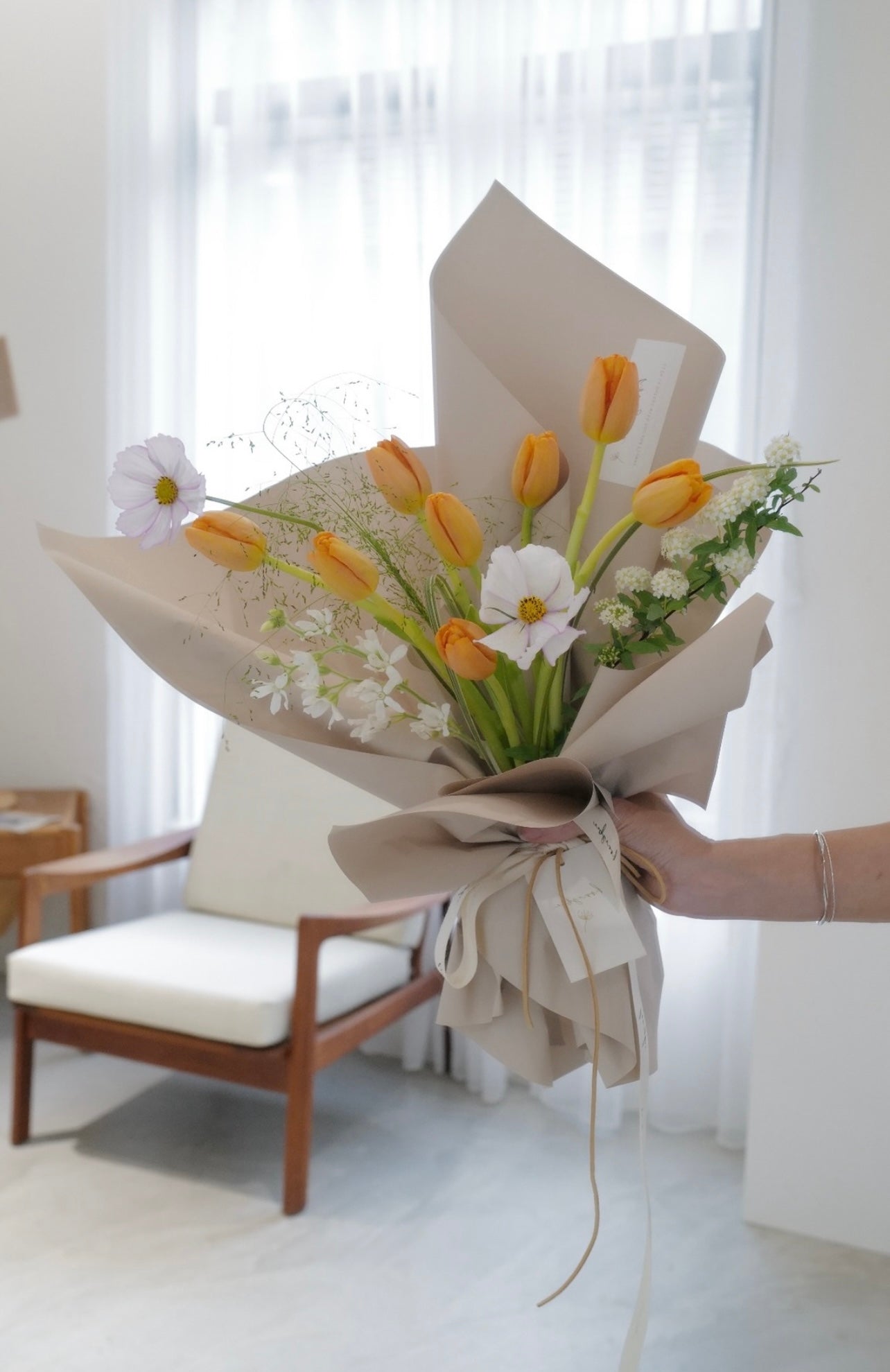 鬱金香花束 - honeybee breath