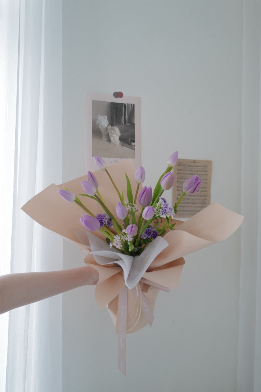 鬱金香花束 - honeybee breath