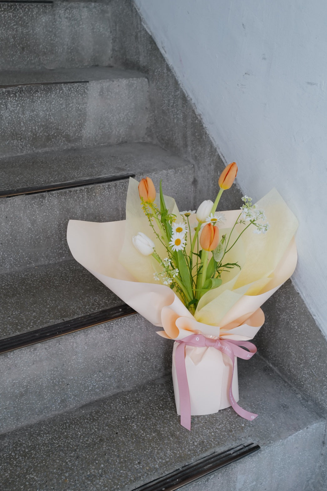 鬱金香花束 Tulip Bouquet - honeybee breath