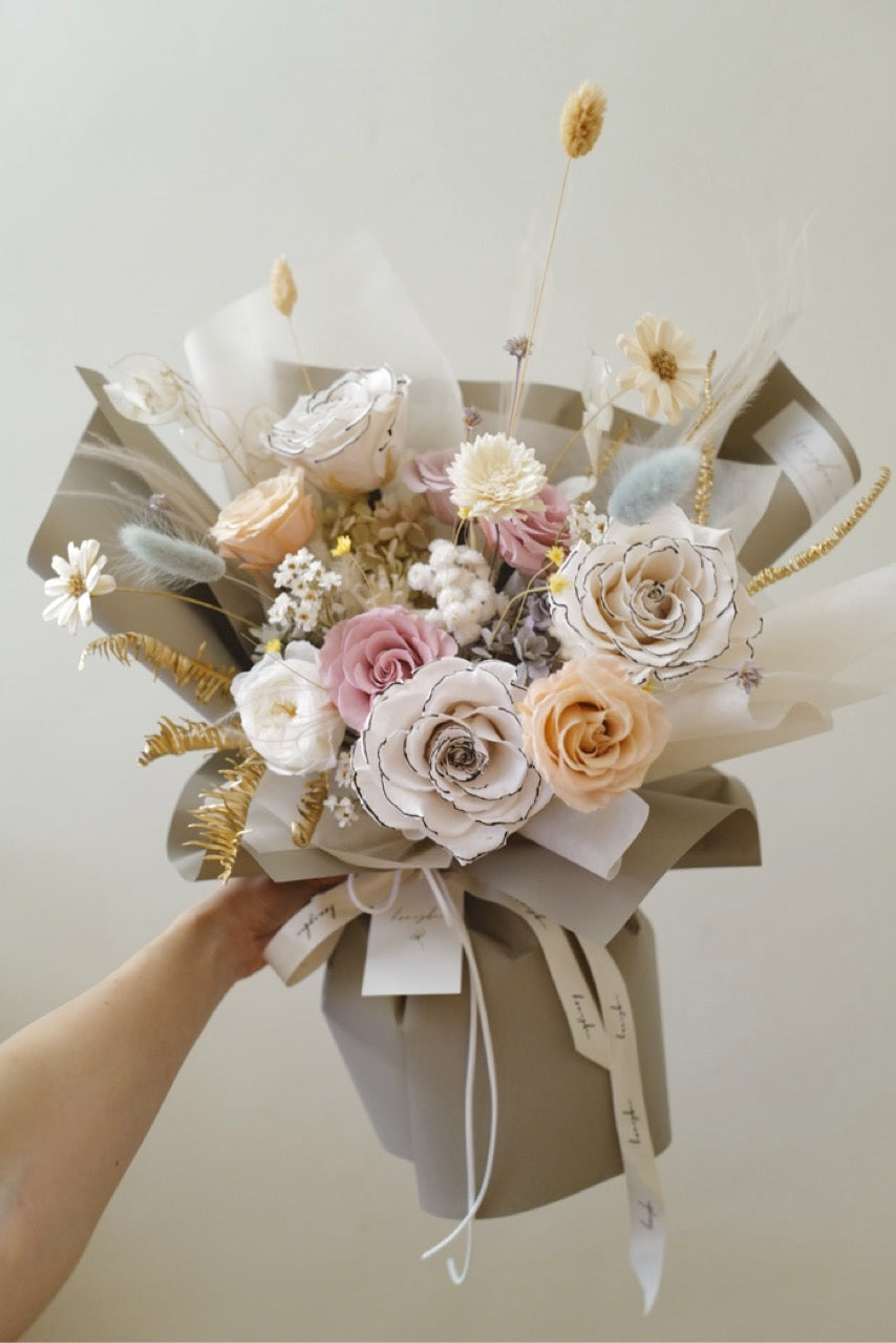 香奈兒不凋花束 Preserved Bouquet - honeybee breath