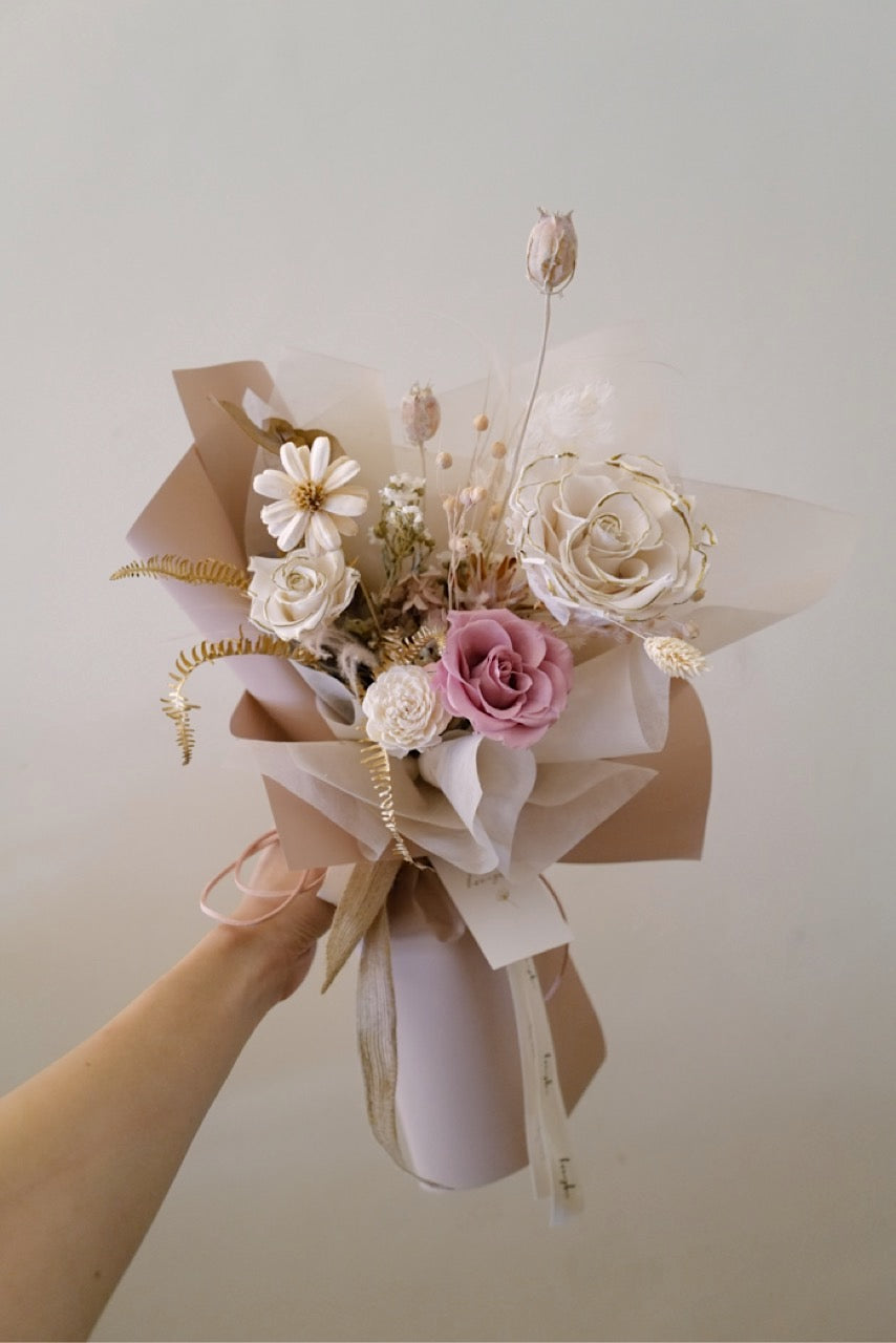 香奈兒不凋花束 Preserved Bouquet - honeybee breath