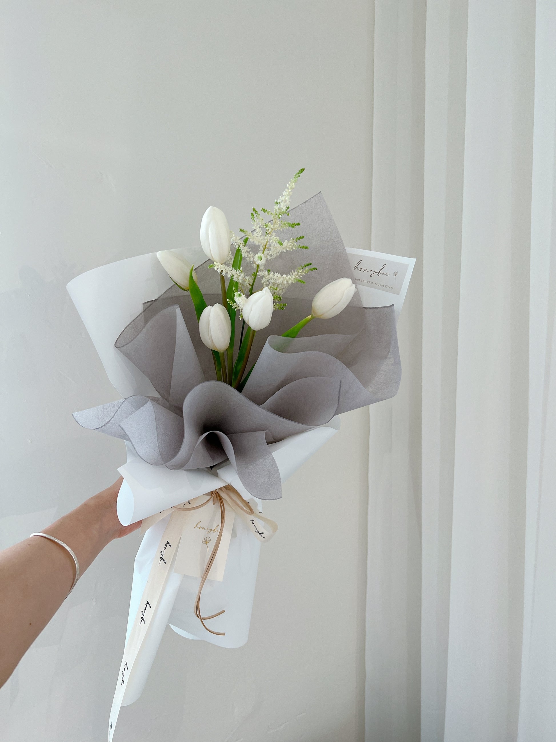 鬱金香花束 Tulip Bouquet - honeybee breath